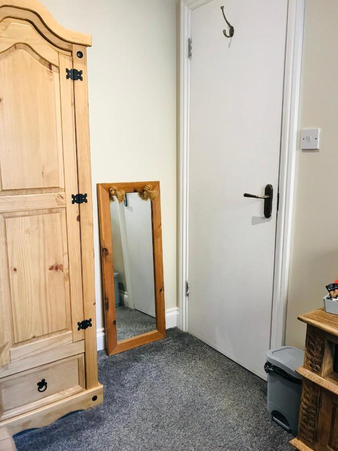 Bed For The Night, Close To Beach, Shops , Train St Leonards-on-Sea Buitenkant foto